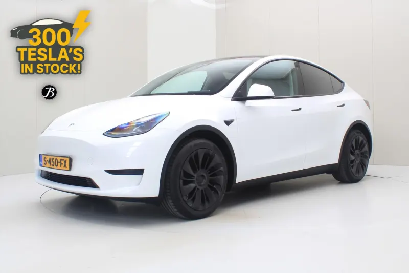 Tesla Model Y (2022)