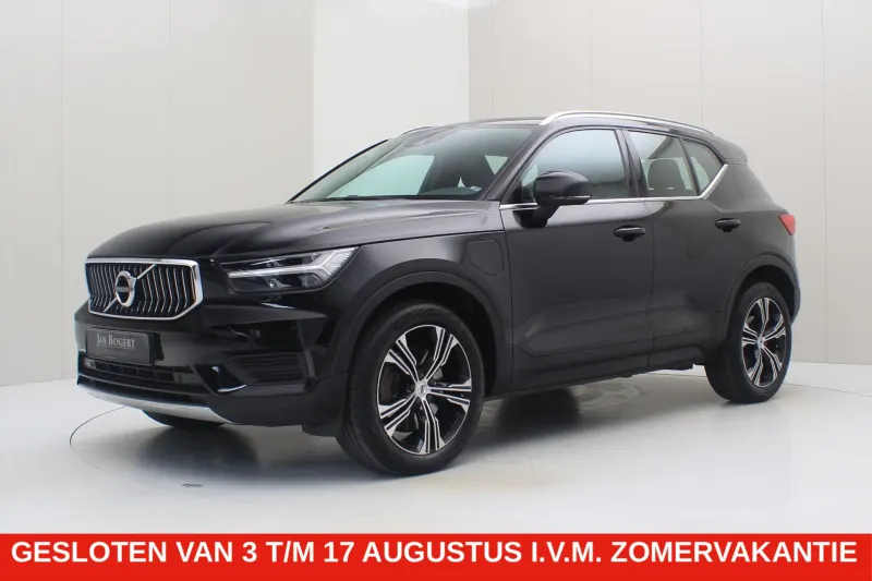 Volvo XC40 (2022)