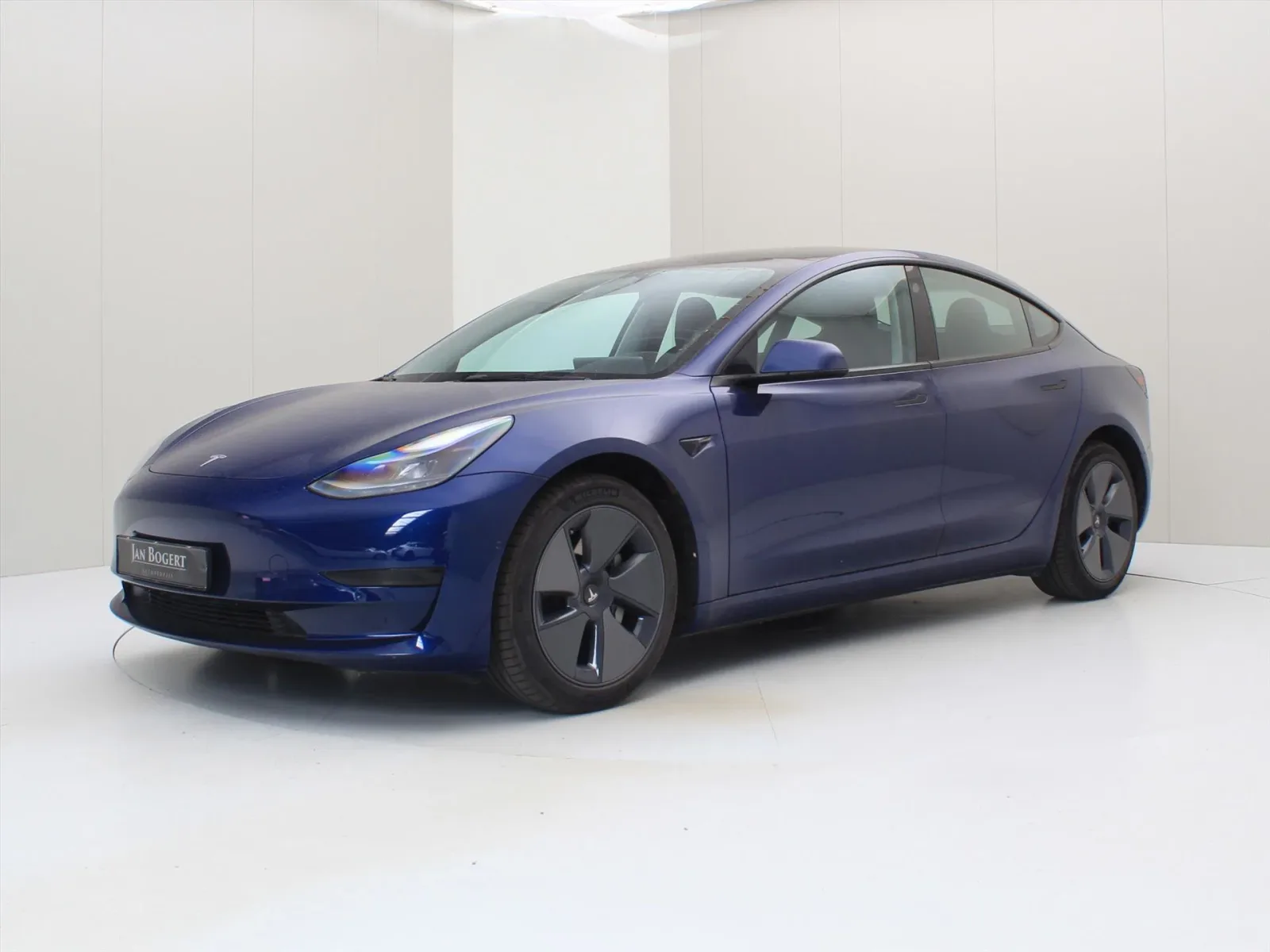Tesla Model 3 (2022) — foto 1