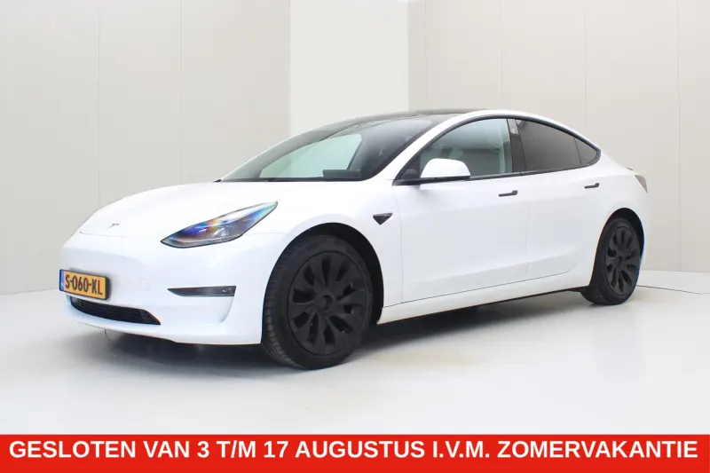 Tesla Model 3 (2023)