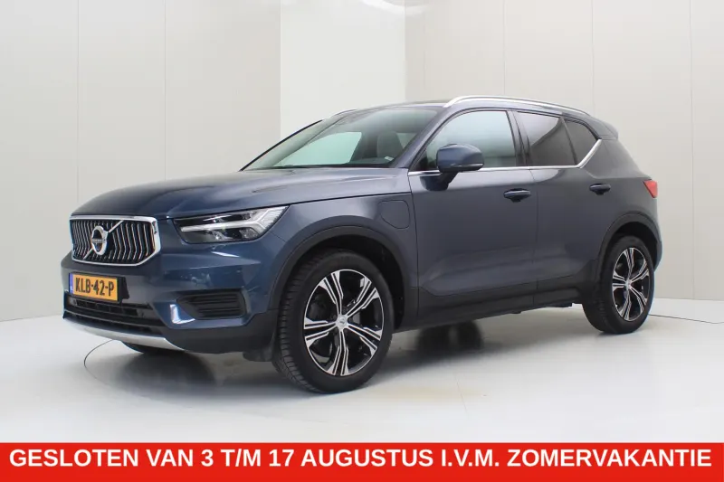 Volvo XC40 (2022)