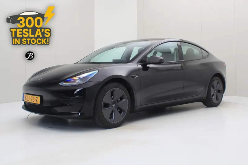 Tesla Model 3 (2023)
