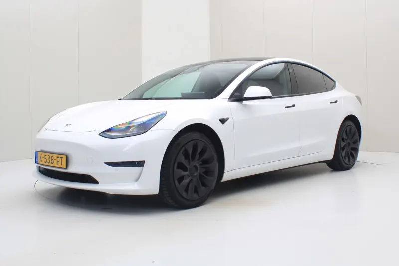 Tesla Model 3 (2020)