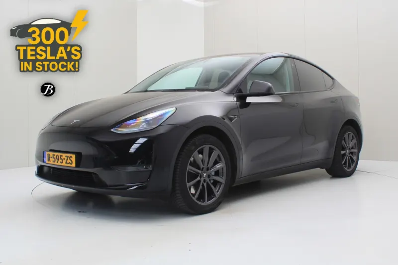 Tesla Model Y (2022)