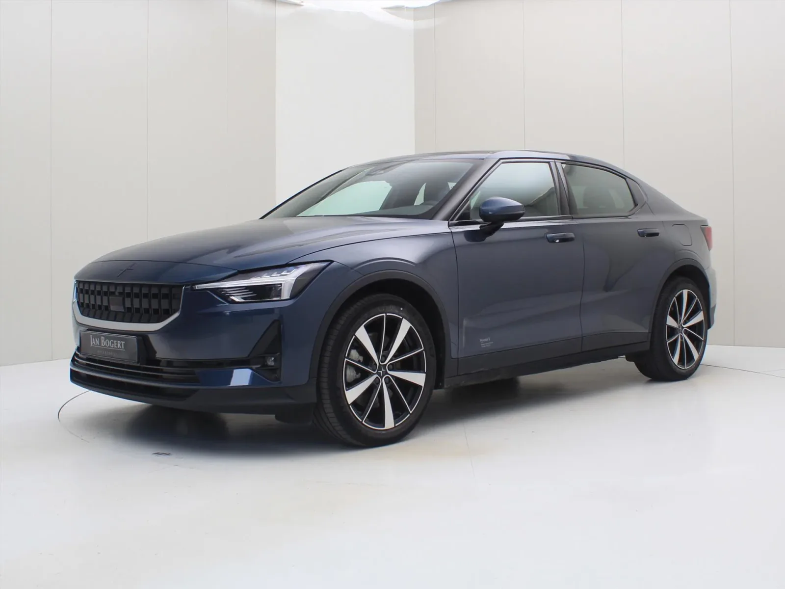 Polestar 2 (2021) — foto 1