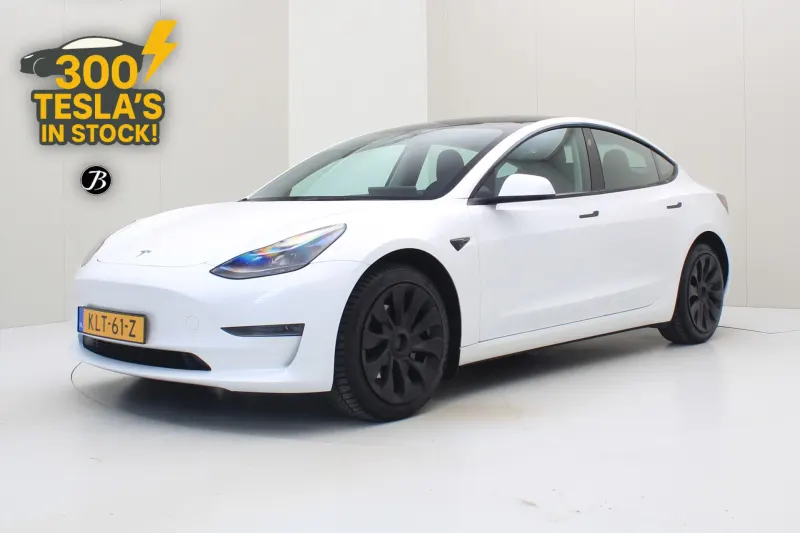 Tesla Model 3 (2023)