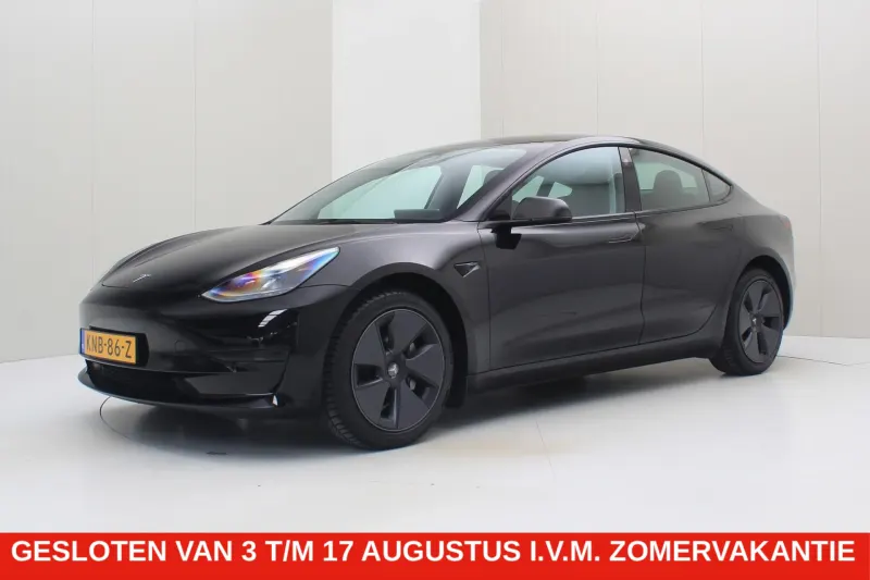 Tesla Model 3 (2022)