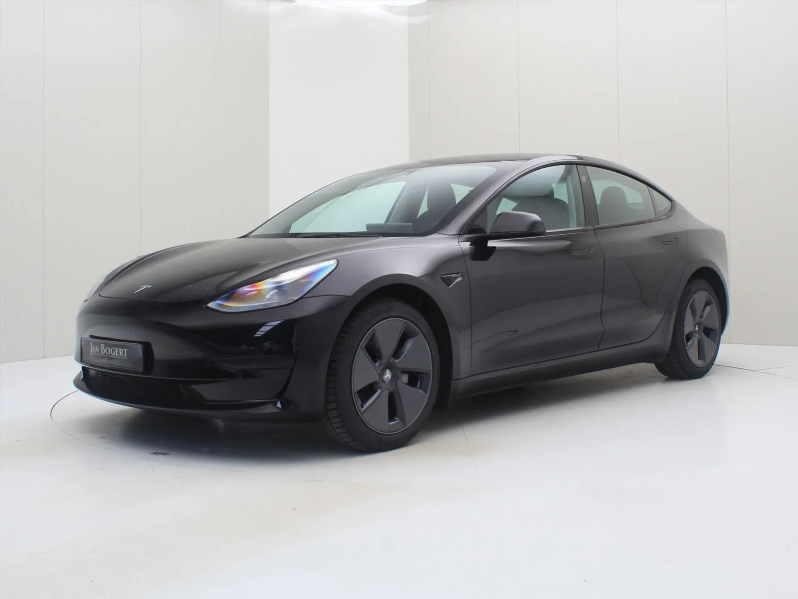 Tesla Model 3 (2022) — foto 1