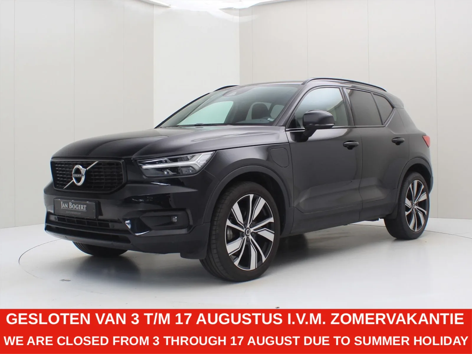 Volvo XC40 (2021) — foto 1