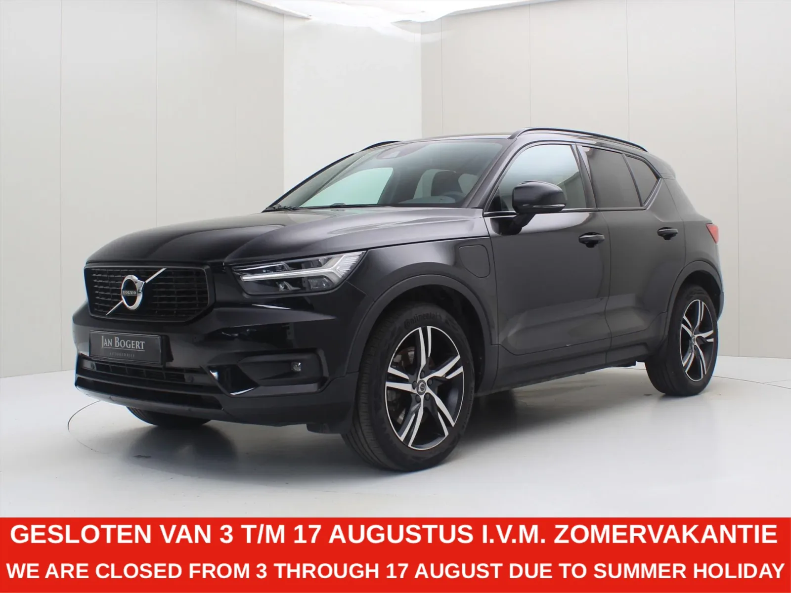 Volvo XC40 (2021) — foto 1