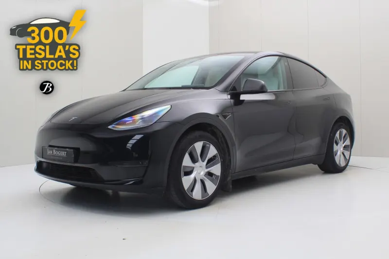 Tesla Model Y (2022)