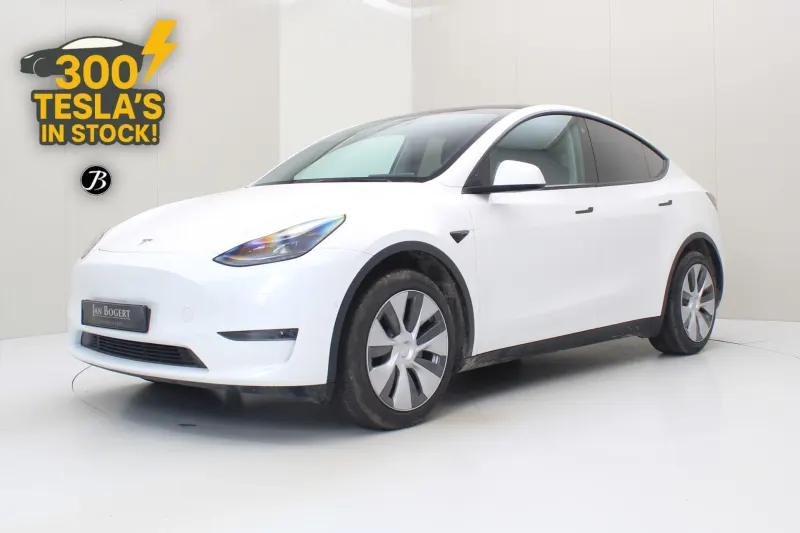 Tesla Model Y (2022)