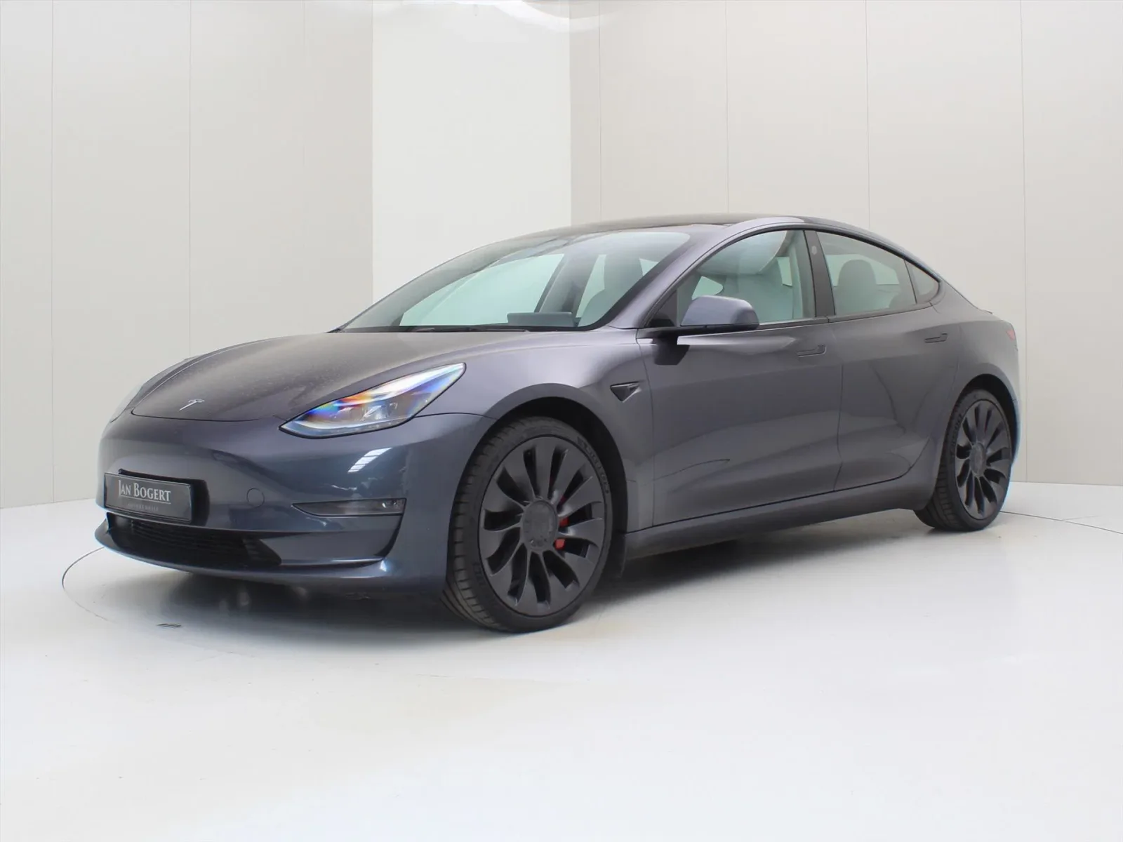 Tesla Model 3 (2023) — foto 1