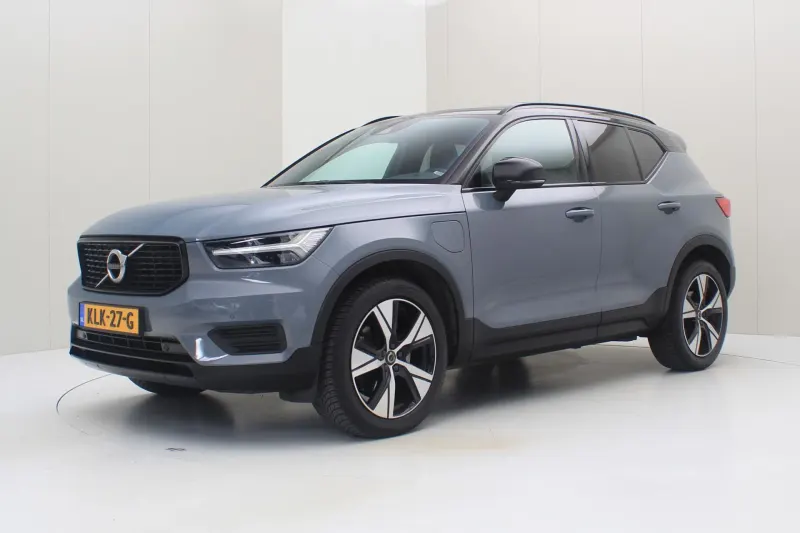 Volvo XC40 (2022)