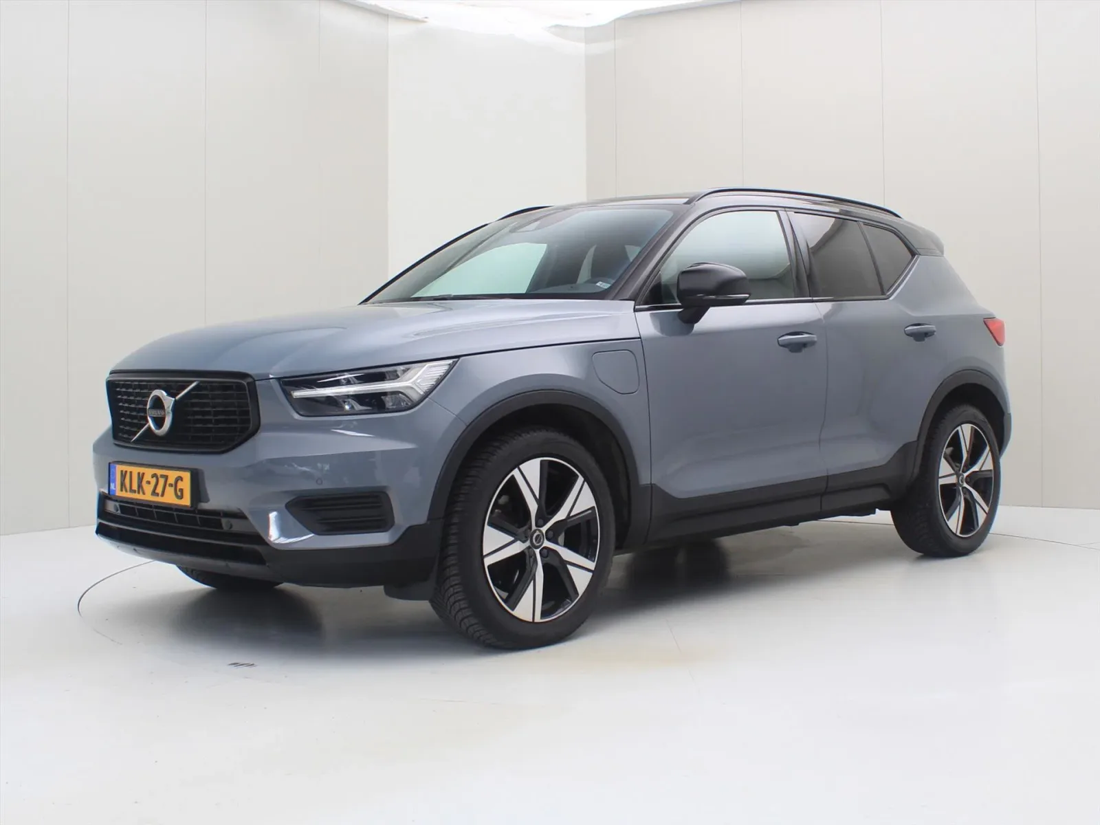 Volvo XC40 (2022) — foto 1