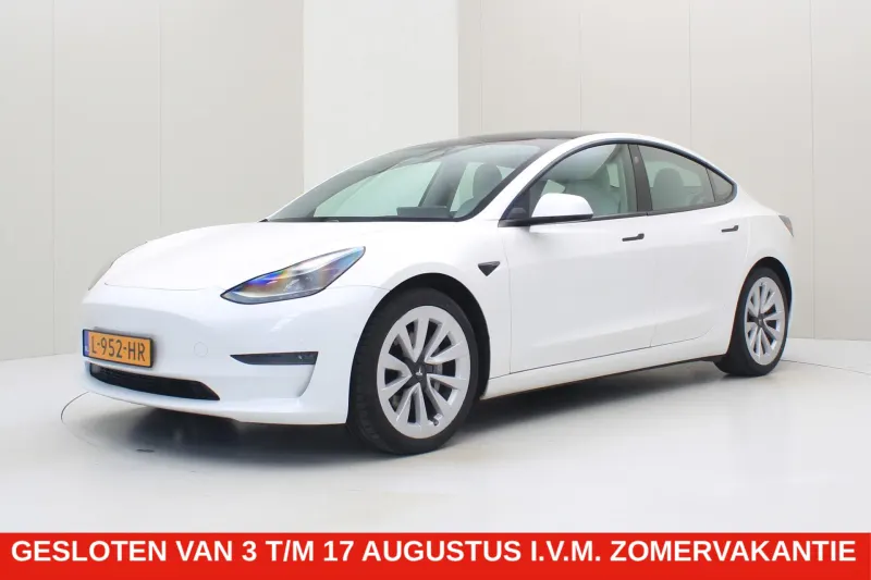 Tesla Model 3 (2021)