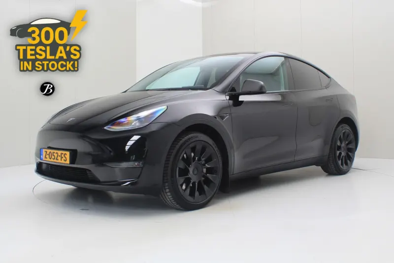 Tesla Model Y (2022)