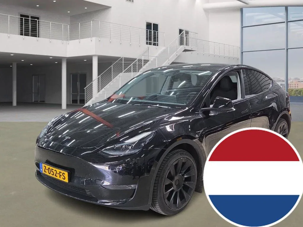 Tesla Model Y (2022) — foto 1