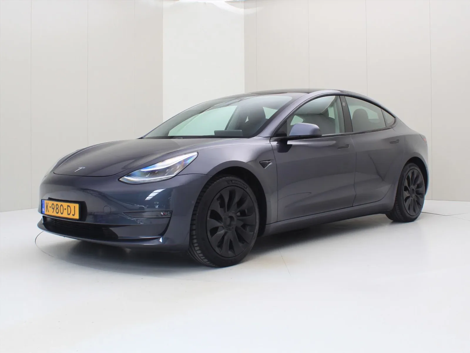 Tesla Model 3 (2020) — foto 1