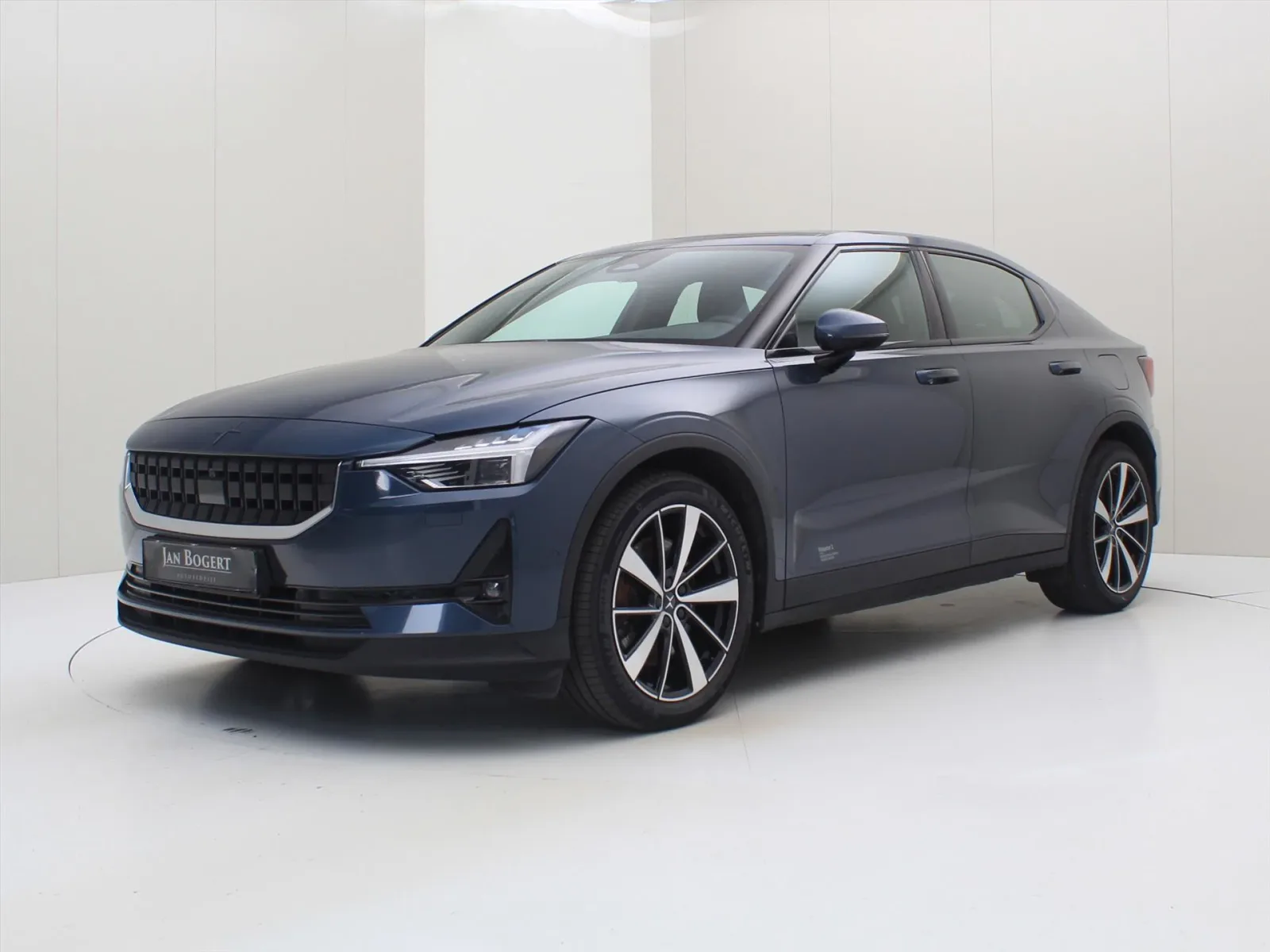 Polestar 2 (2021) — foto 1