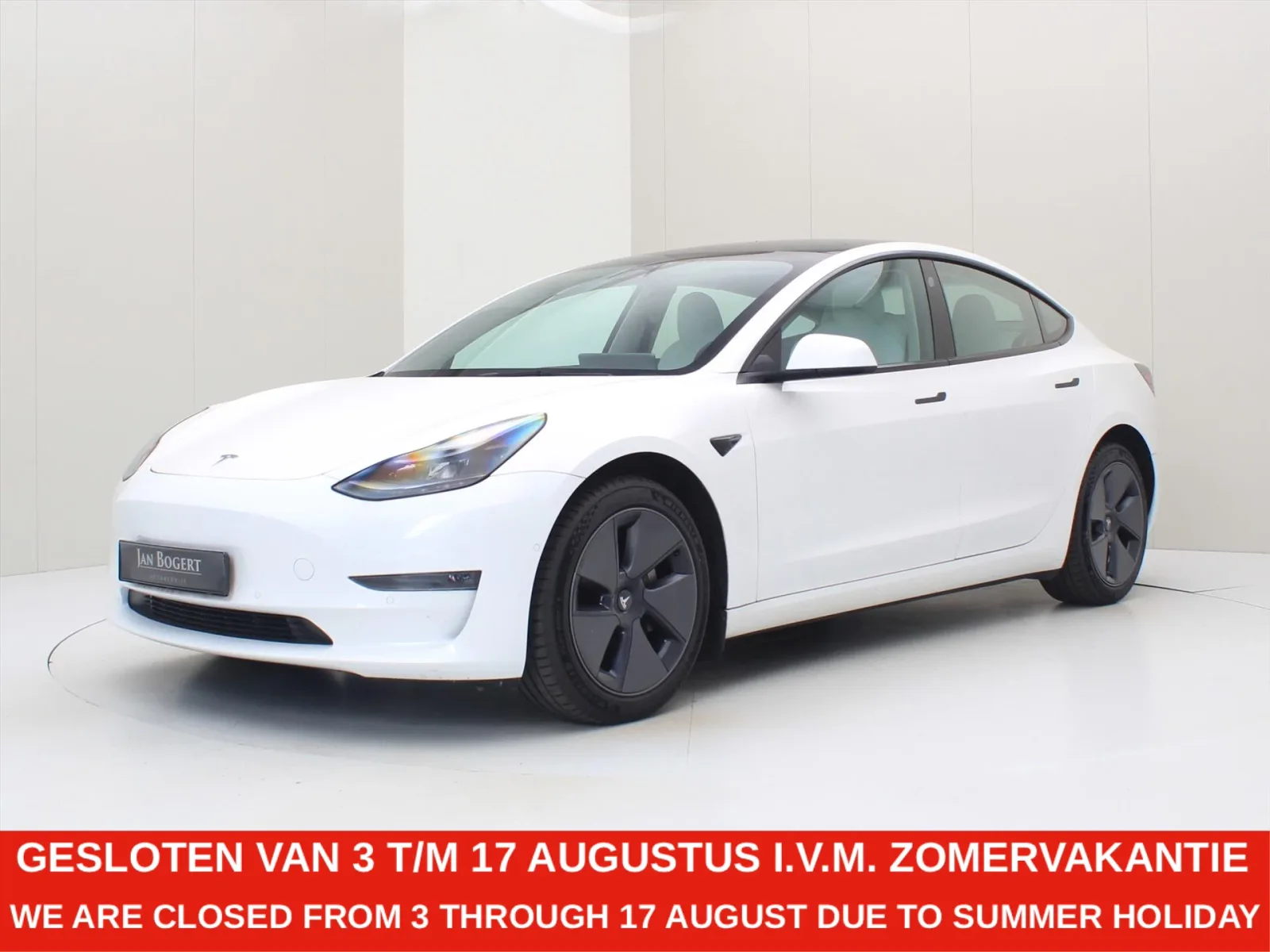 Tesla Model 3 (2022) — foto 1