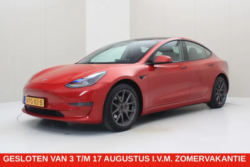 Tesla Model 3 (2021)
