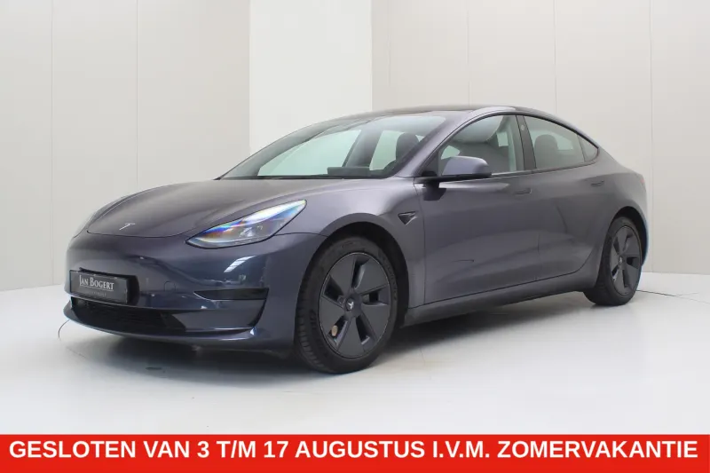 Tesla Model 3 (2021)