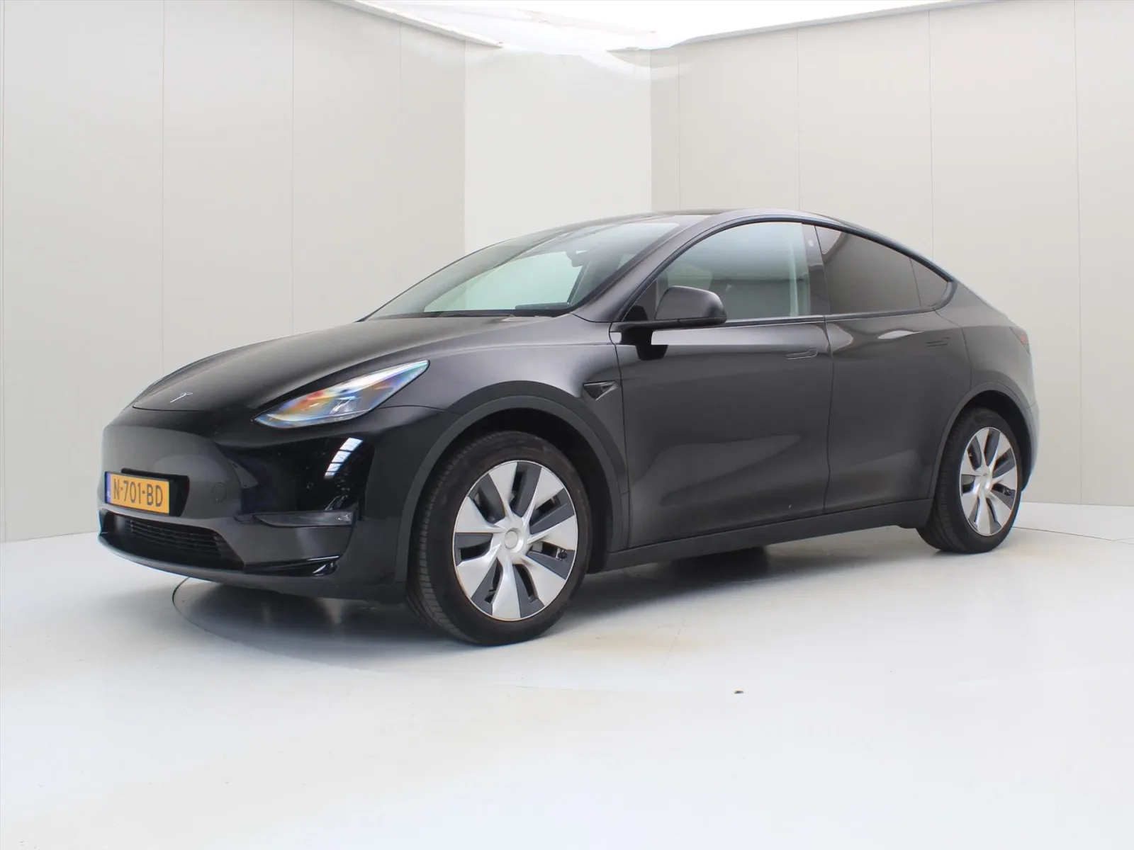 Tesla Model Y (2021) — foto 1