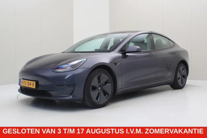 Tesla Model 3 (2022)