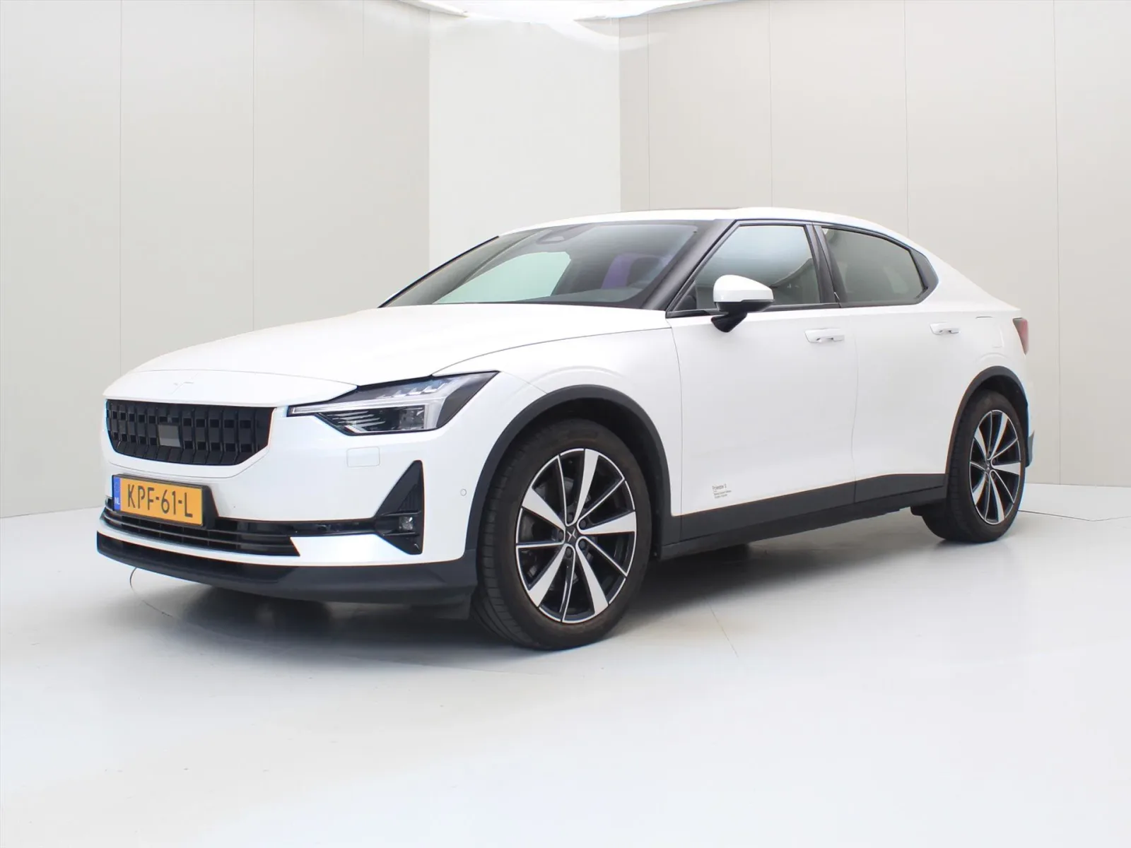 Polestar 2 (2021) — foto 1