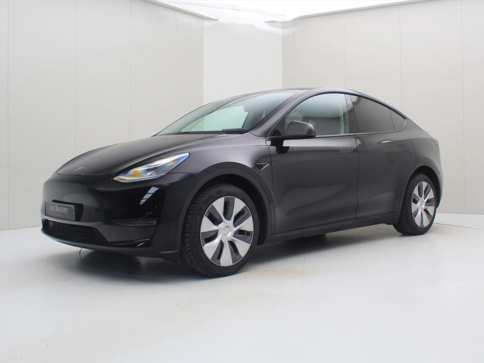 Tesla Model Y (2022) — foto 1