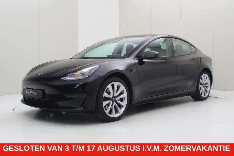 Tesla Model 3 (2021)