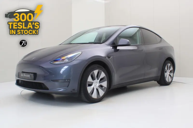 Tesla Model Y (2022)