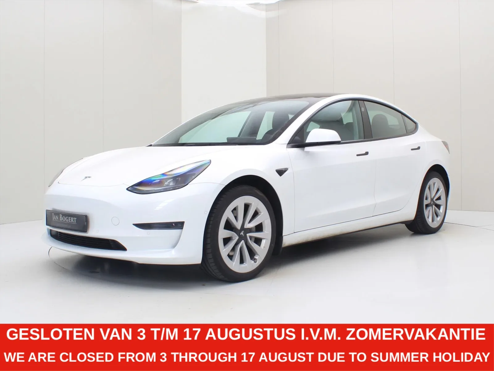 Tesla Model 3 (2022) — foto 1