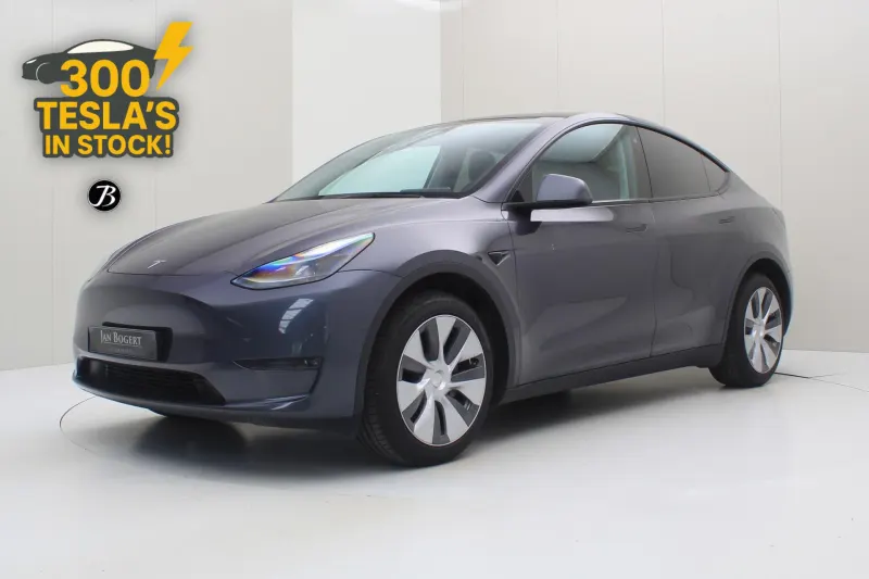 Tesla Model Y (2022)