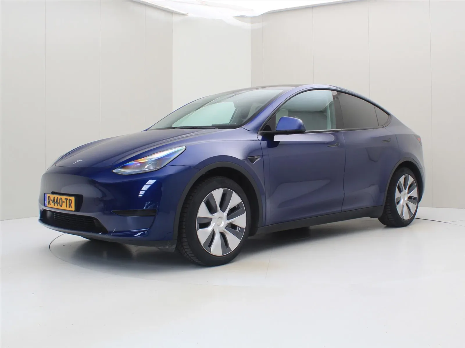 Tesla Model Y (2022) — foto 1