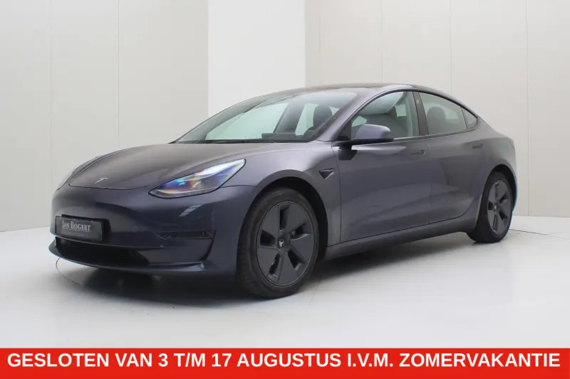 Tesla Model 3 (2021)