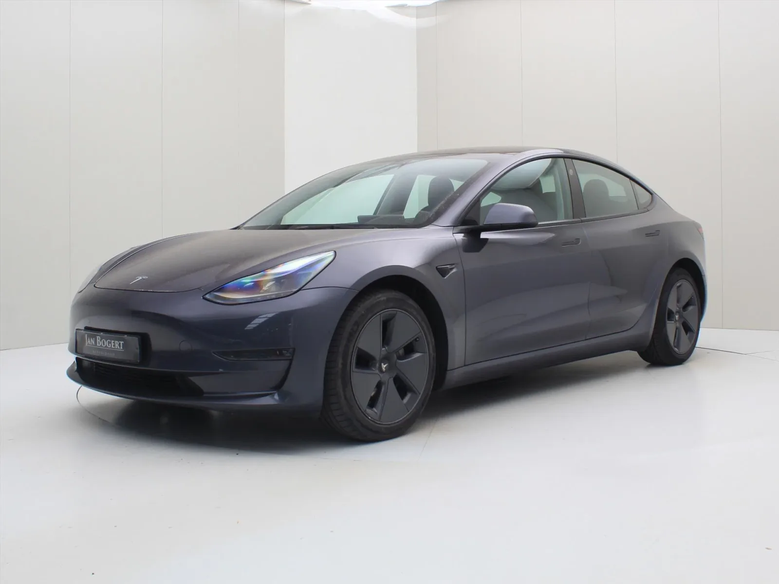 Tesla Model 3 (2021) — foto 1