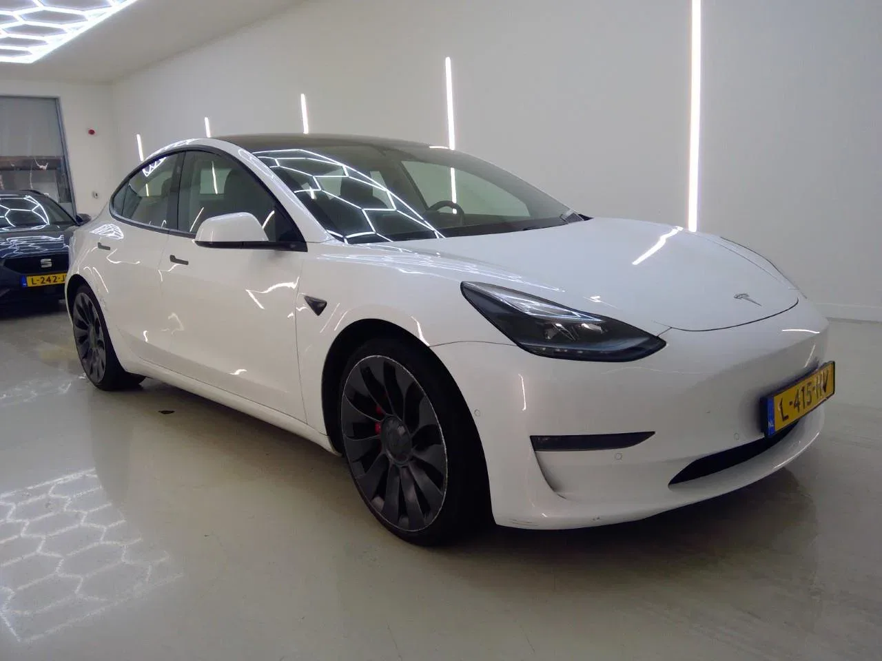 Tesla Model 3 (2021) — foto 1