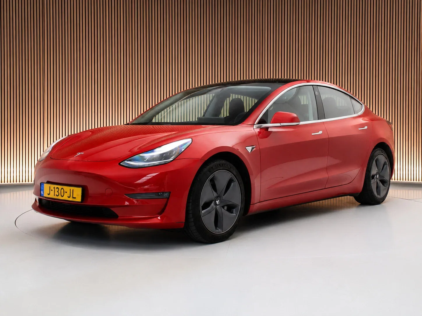 Tesla Model 3 (2020) — foto 1