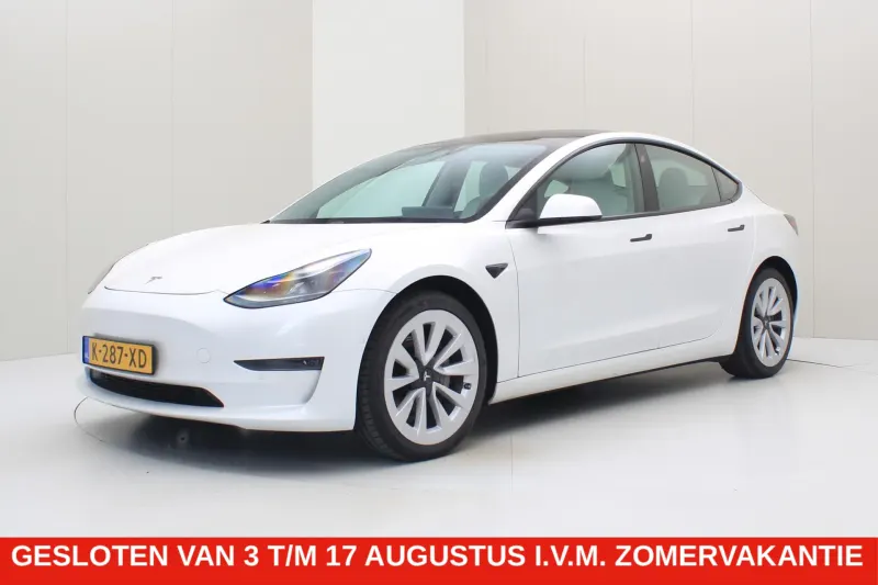Tesla Model 3 (2021)