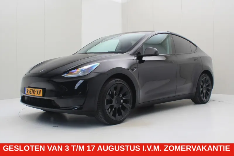 Tesla Model Y (2022)