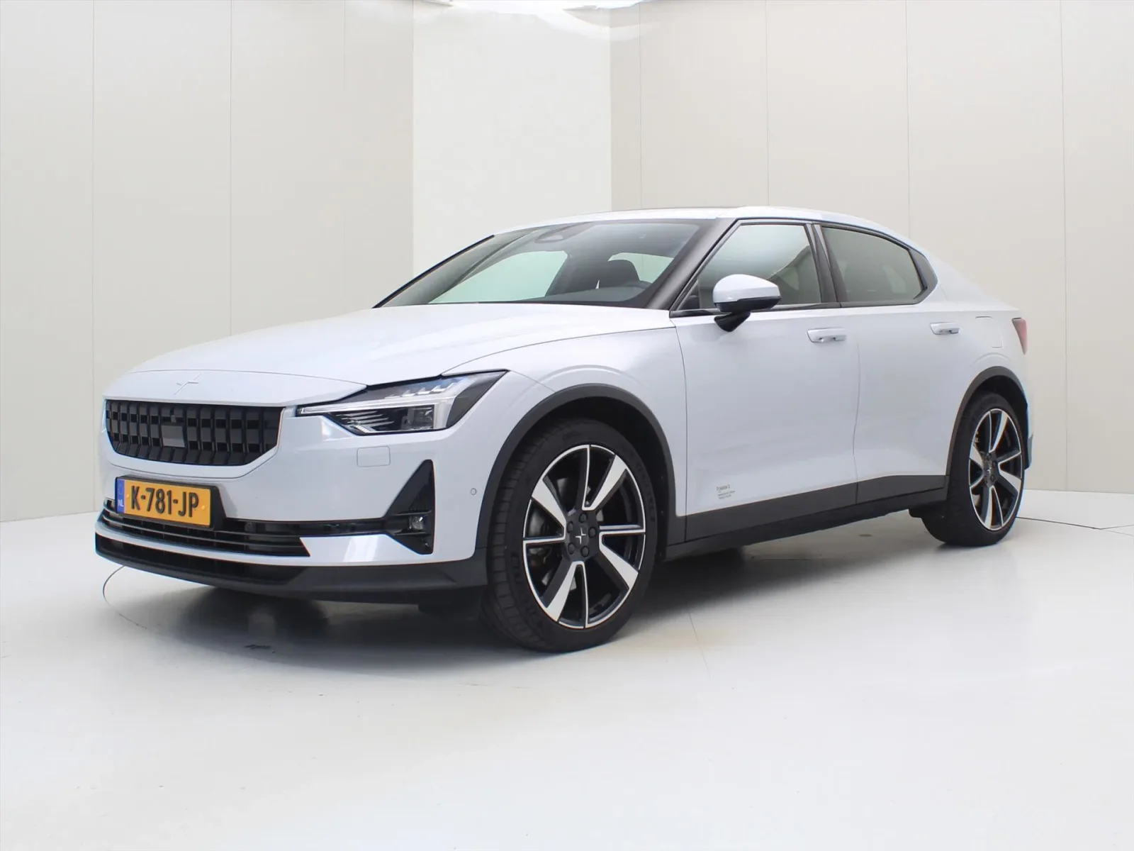 Polestar 2 (2020) — foto 1