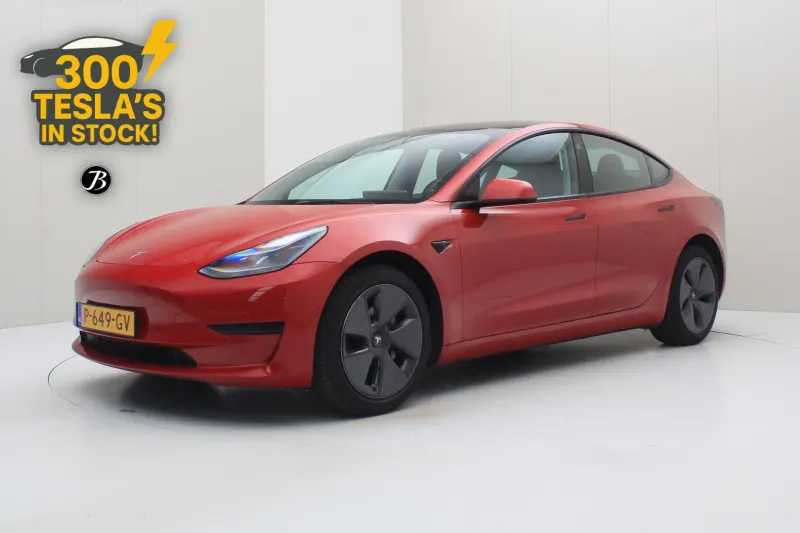 Tesla Model 3 (2022)