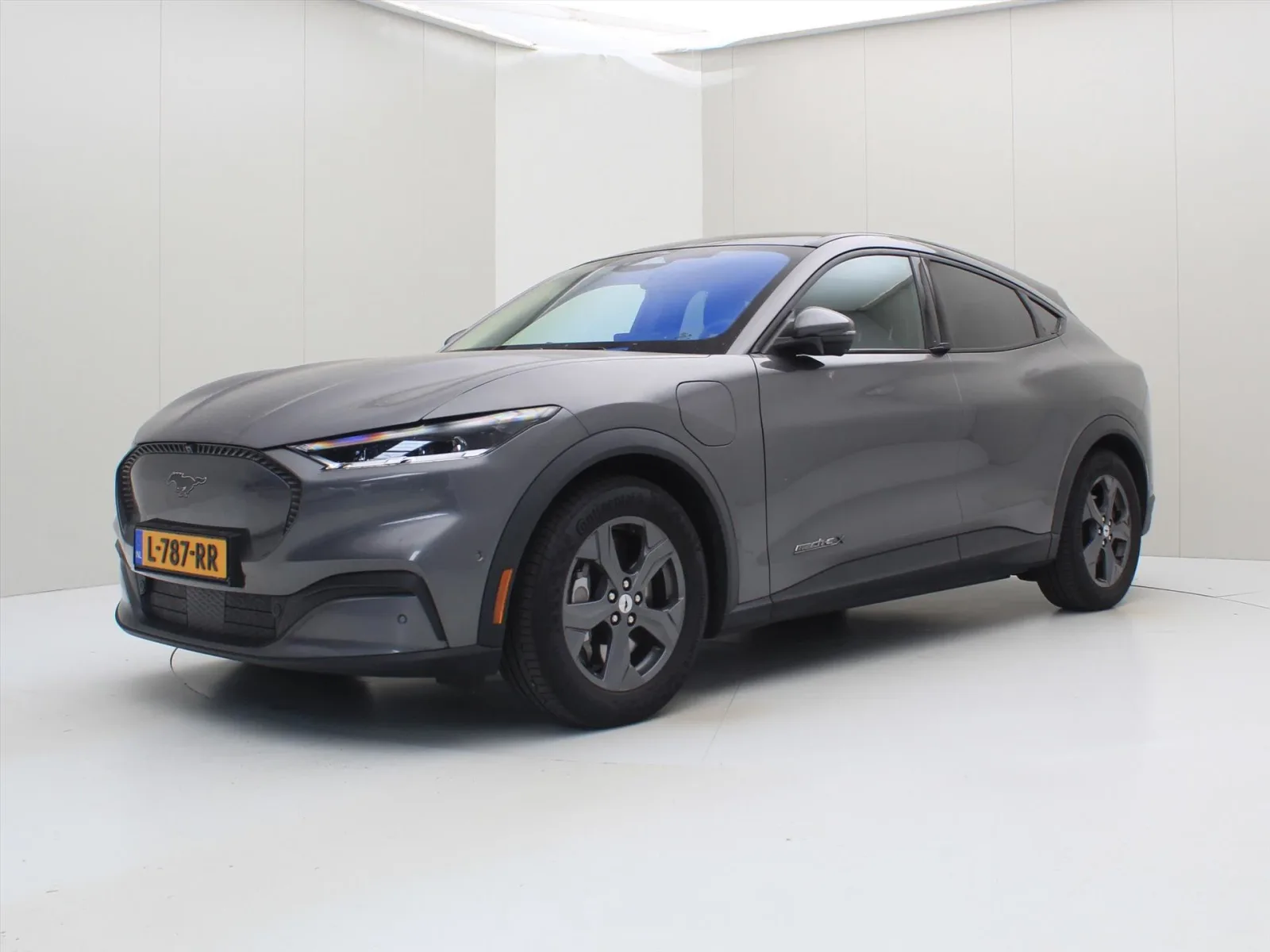 Ford Mustang (2021) — foto 1
