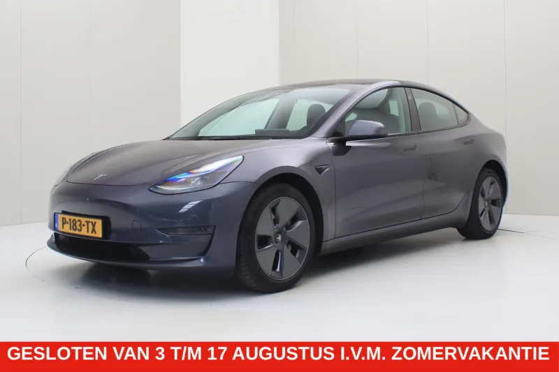 Tesla Model 3 (2022)