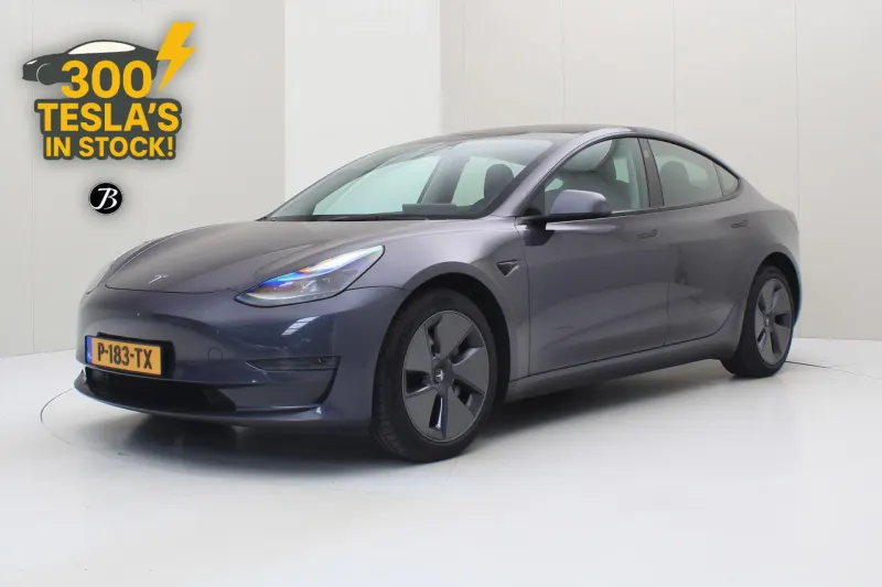 Tesla Model 3 (2022)