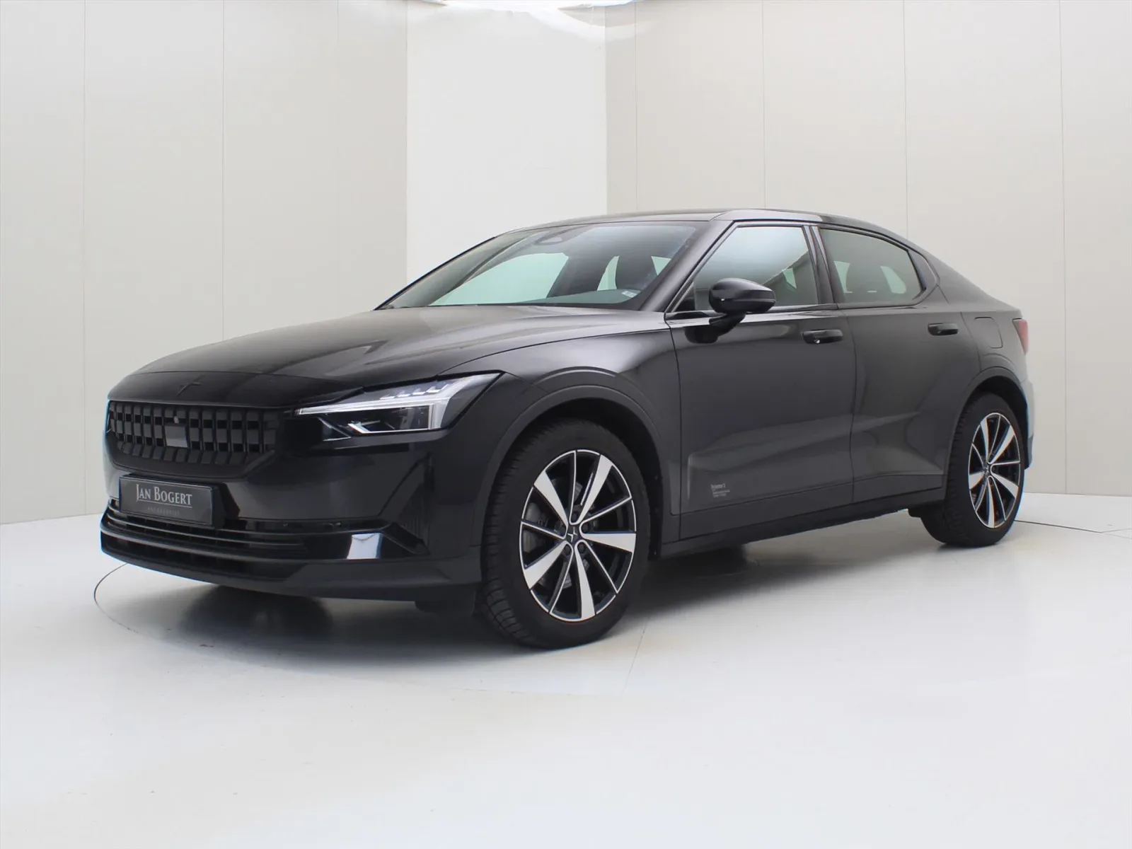 Polestar 2 (2022) — foto 1