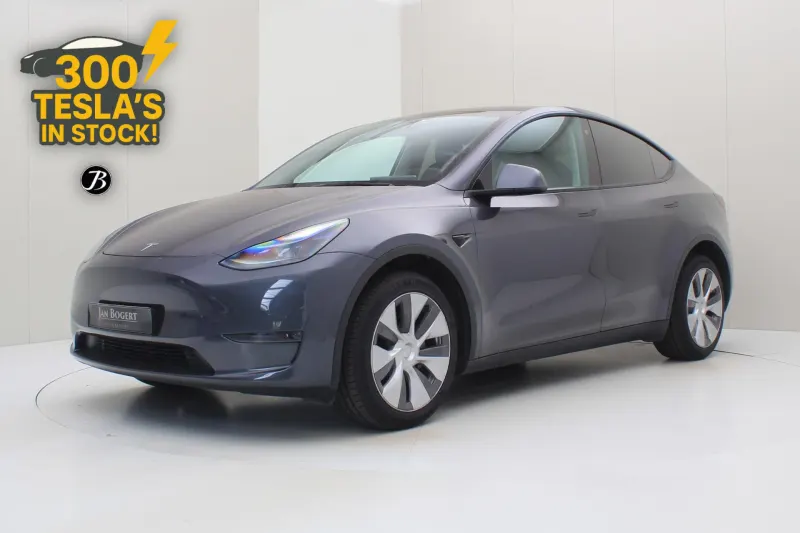 Tesla Model Y (2022)