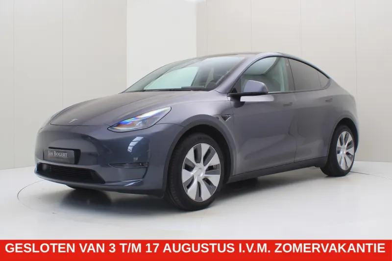 Tesla Model Y (2022)